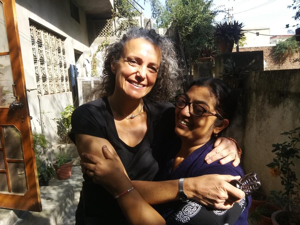 Nadya Homestay For Female & Family Jaipur Exteriör bild